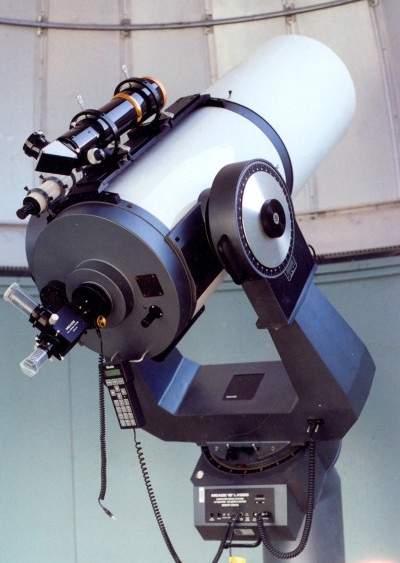 Refelecting Telescope in Observatory