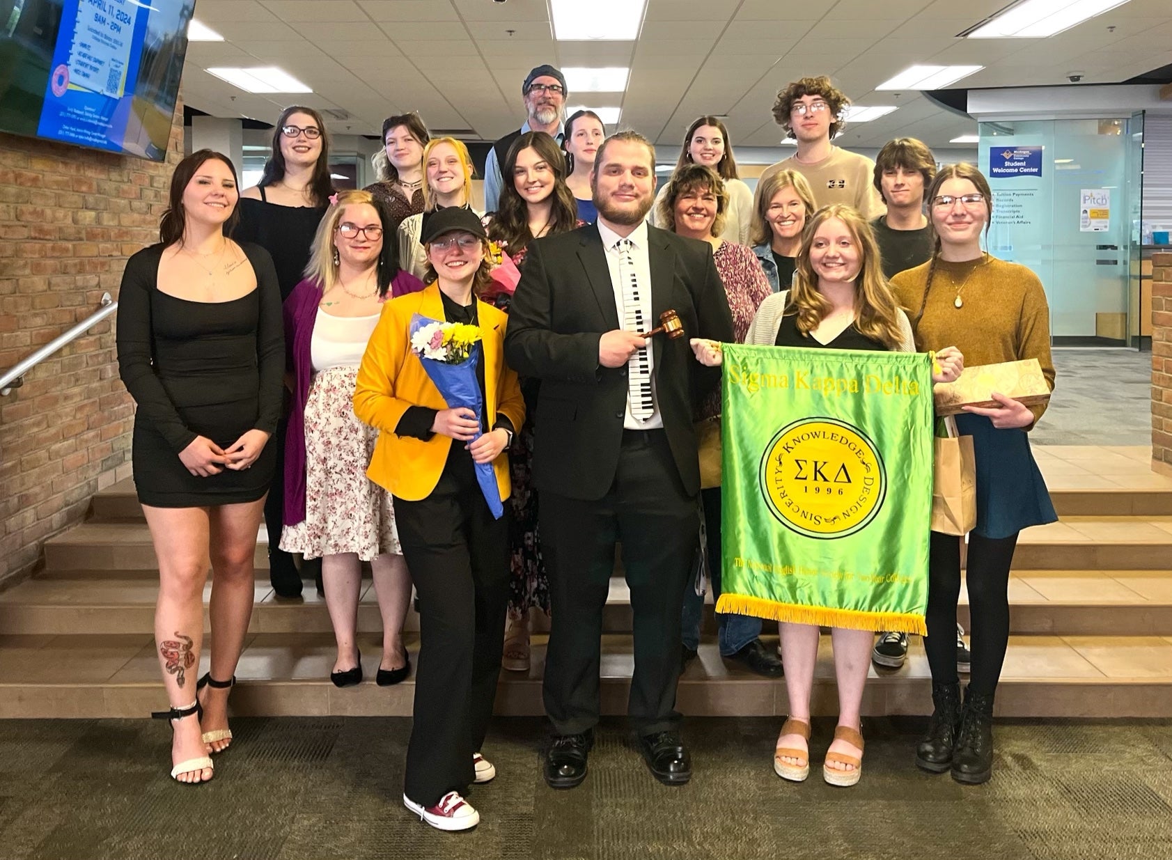 English & Communications Muskegon Community College